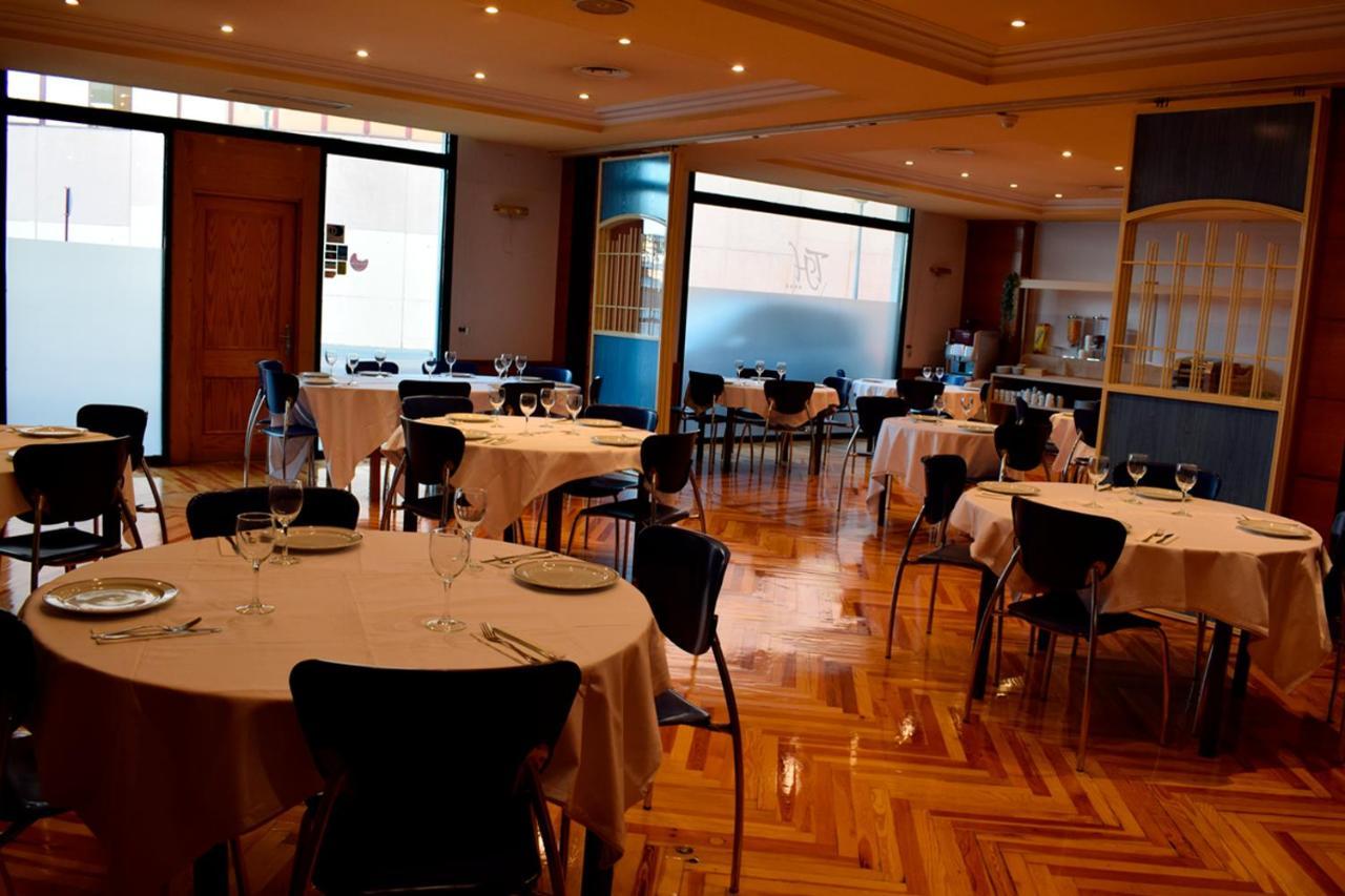 Aeropuerto Madrid Torre Hogar Premium Hotel Torrejón de Ardoz Exterior foto